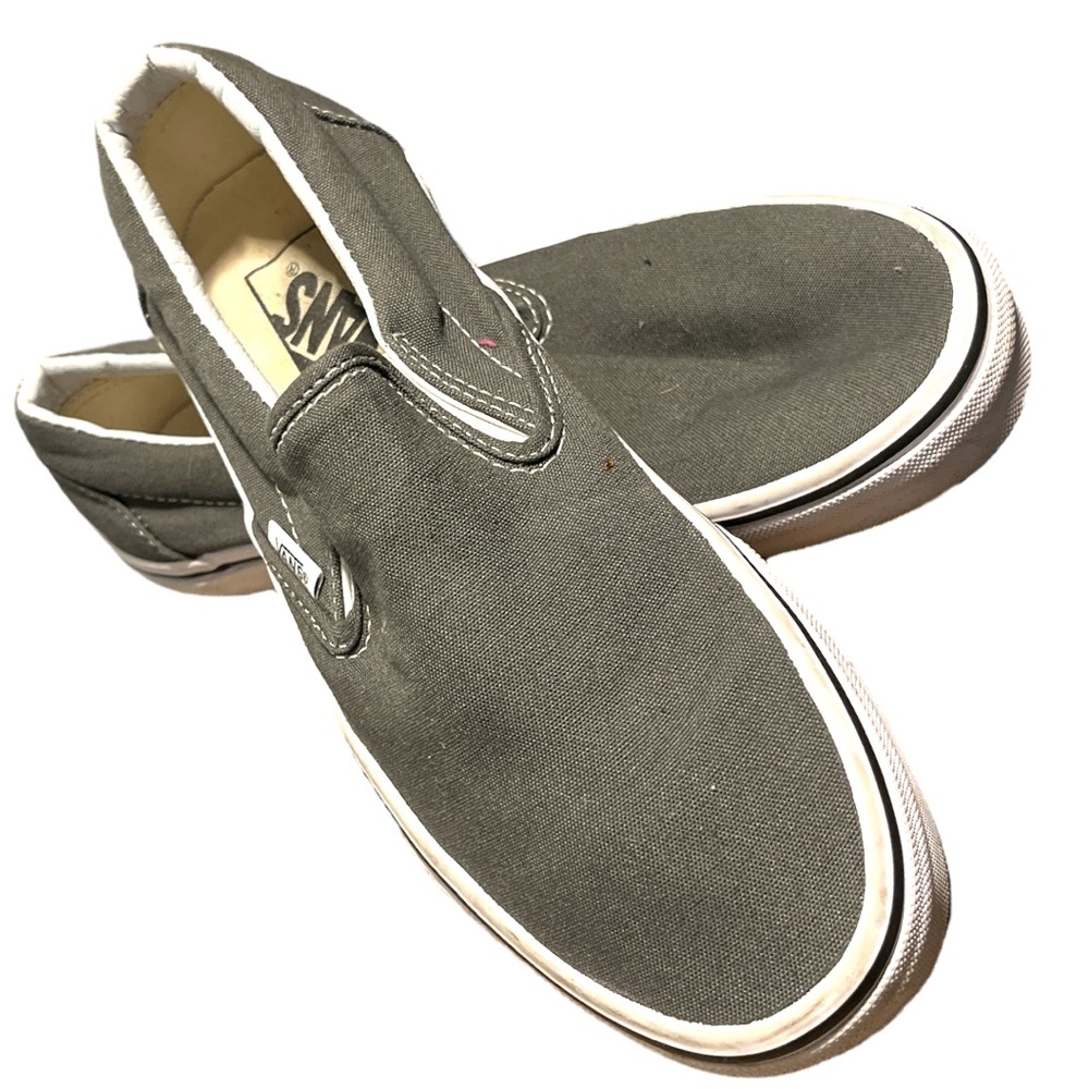 VANS Y6 Women’s Size 7 Gray Slip On Old Skool Skater Off The Wall Like New